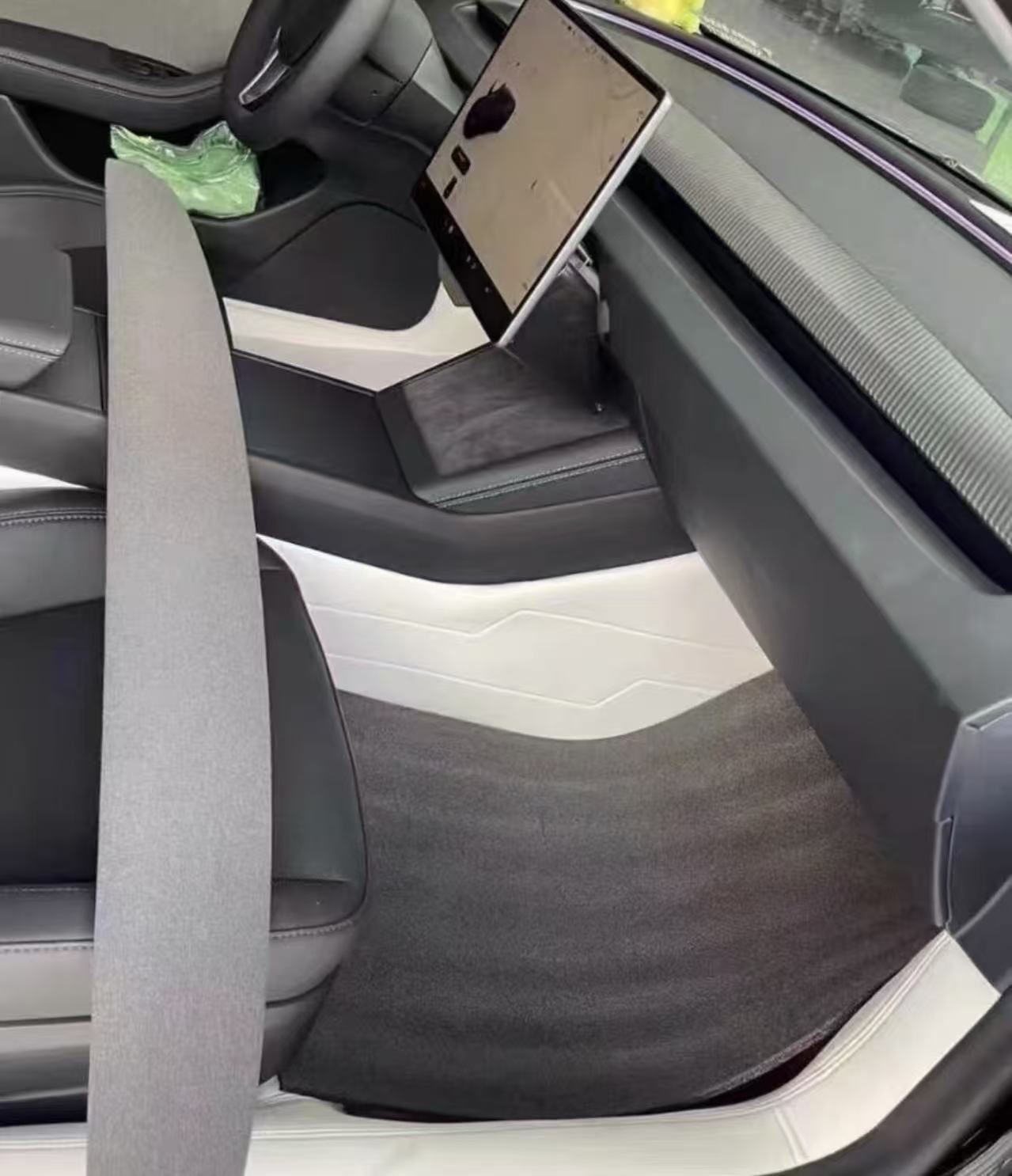 Real Carbon Fibre Replacement Dashboard Cover-Compatible with Model 3 Highland / Model Y Juniper