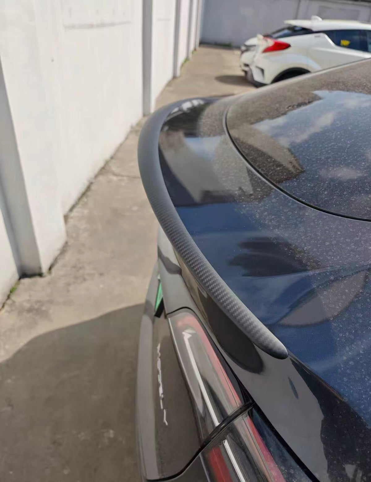 Performance Style Real Dry Carbon Fibre Spoiler-Compatible with Model 3/Y
